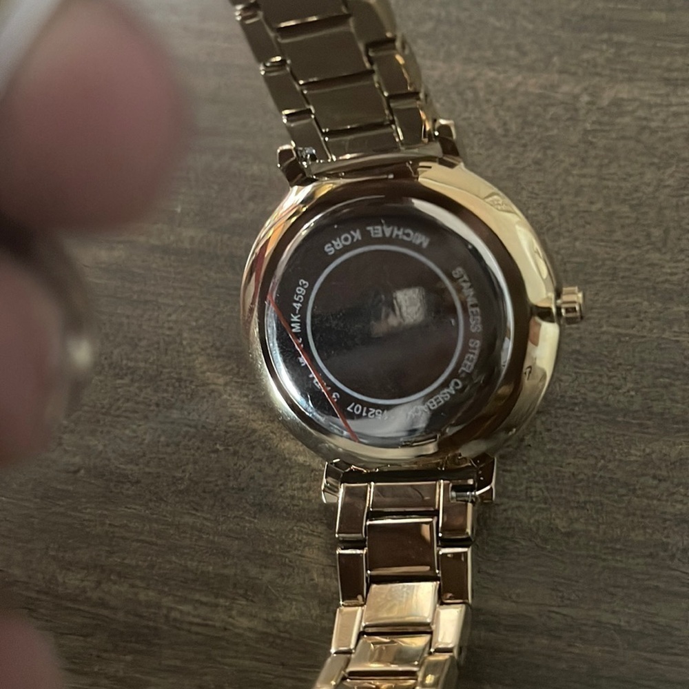 Michael Kors  Black / Gold toned steel 39 mm - Picture 6 of 9
